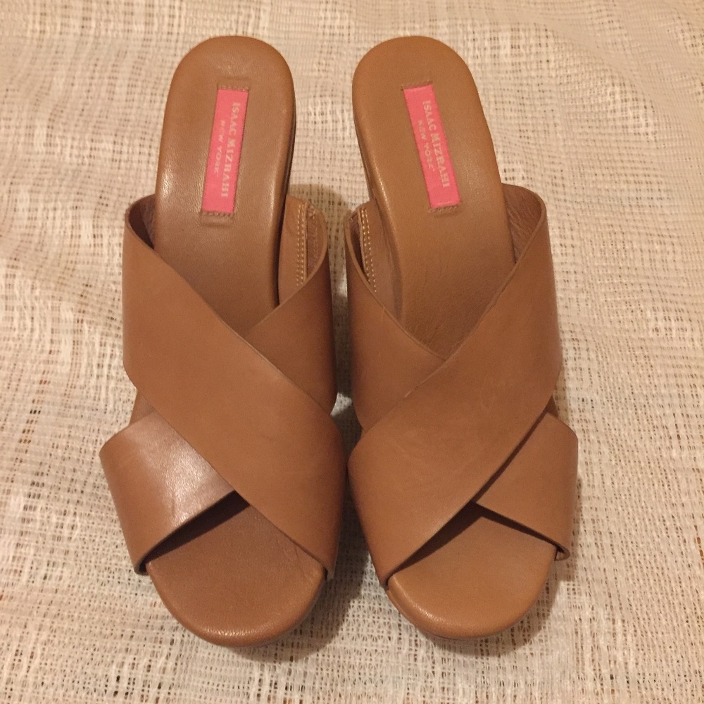 Isaac Mizrahi Leather Wedges - Picture 2 of 8